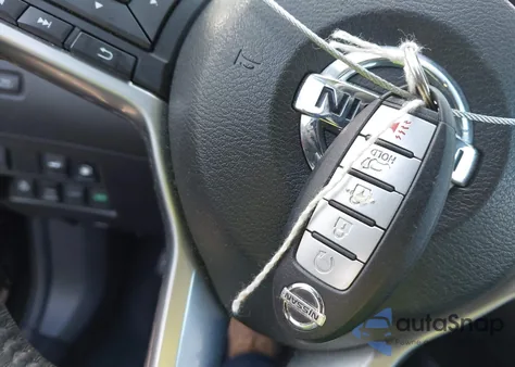 2018 Nissan Rogue Sv из США, поврежденный, VIN 5N1AT2MV8JC820898